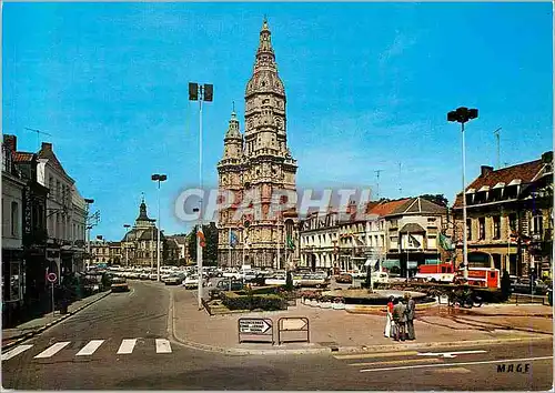 Cartes postales moderne Saint Amand les Eaux (Nord) la Grand Place avec la Tour de l'Ancienne Abbaye et le Prieure