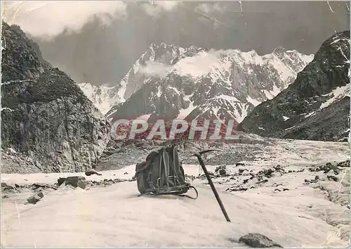 Cartes postales moderne Chamonix Mont Blanc Les Grandes Jorasses Alpinisme
