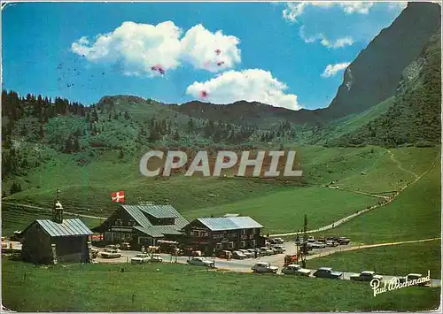 Cartes postales moderne Col des Aravis Alt 1500 m Le Sommet du Col et la Chapelle