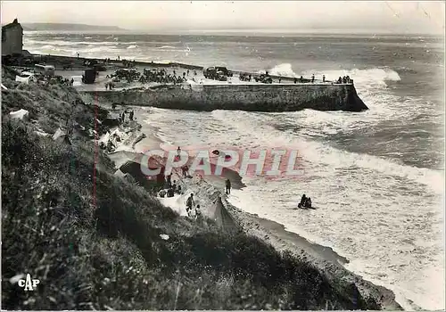 Cartes postales moderne Touville Deauville Effets de Vagues a l'Esplanade des Roches Noires