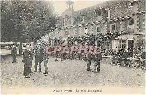 REPRO Lycee d'Evreux La Cour des Grands