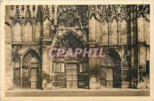 Ansichtskarte AK Auxerre (Yonne) Facade Principale de la Cathedrale