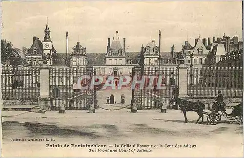 Ansichtskarte AK Palais de Fontainebleau La Grille d'Honneur et la Cour des Adieux