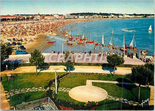 Cartes postales moderne Royan (Charante Maritime) La Cote de Beaute Les Jardins du Casino et la Grande Plage