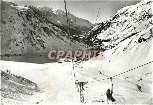Cartes postales moderne Au Pays du Mont Blanc Le Tour (Hte Savoie) alt 1462 m Vu sous la Neige
