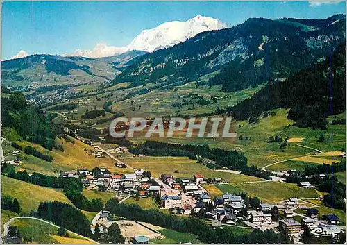 Cartes postales moderne Praz sur Arly (Hte Savoie) Alt 1036 m Vue Generale et le Mont Blanc (4807 m)