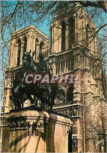 Cartes postales moderne Paris Notre Dame et Statue de Charlemagne (Rochet Freres Sculpteurs)