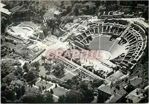 Cartes postales moderne Lyon Vue Aerienne des Deux Theatres Romains