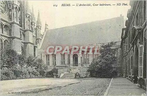 Ansichtskarte AK Reims l'Archeveche Cour Interieure