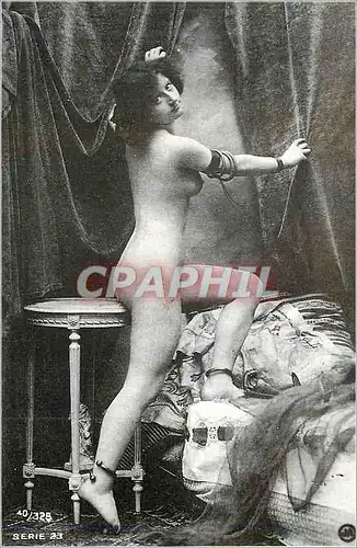 Cartes postales Poses Fatales