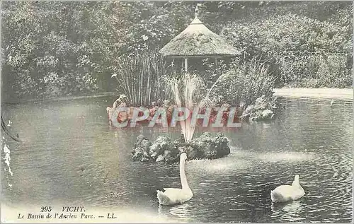 Cartes postales Vichy Le Bassin de l'Ancien Parc