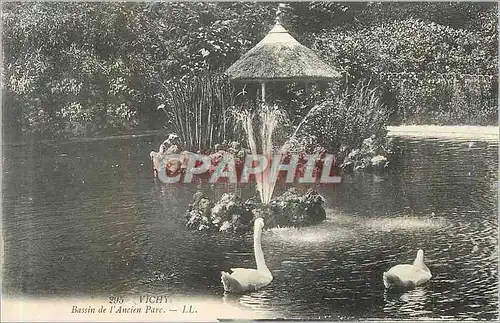 Cartes postales Vichy Bassin de l'Ancien Parc Cygnes