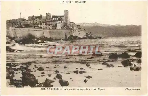 Ansichtskarte AK Antibes La Cote d'Azur Les Vieux Remparts et les Alpes