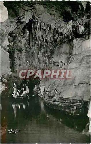 Cartes postales moderne Grottes de Betharram La Riviere Souterraine au Palais des Fees
