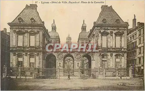 Cartes postales Lyon Hotel de Ville Facade et Place de la Comedie