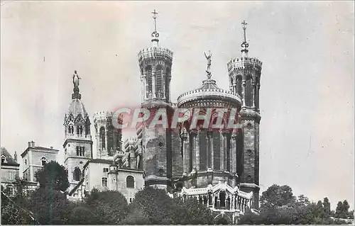 Cartes postales moderne Lyon Les Tours de Notre Dame de Fourviere