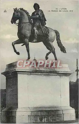 Cartes postales Lyon La Statue de Louis IXV