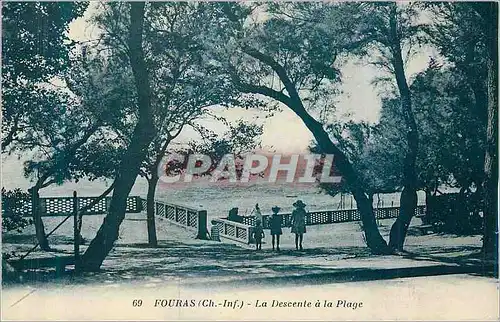 Ansichtskarte AK Fouras (Ch Inf) La Descente a la Plage