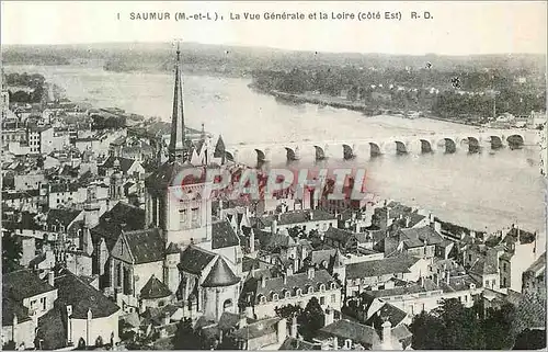 Ansichtskarte AK Saumur (M et L) La Vue Generale et la Loire (Cote Est)