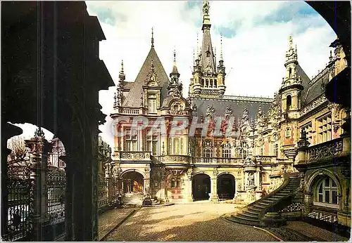 Cartes postales moderne La Benedictine a Fecamp Vue de la Cour d'Honneur
