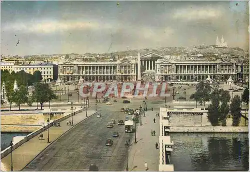 Cartes postales moderne Paris La Place de la Concorde Au Fond Le Sacre Coeur de Montmartre