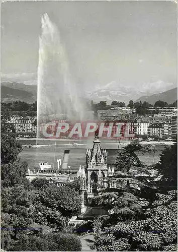 Cartes postales moderne Geneve Monument Brunswick et le Jet d'Eau (120m) Bateau