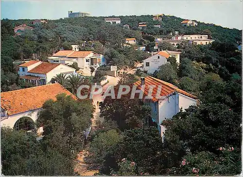 Ansichtskarte AK Ile de Levant le Centre Ville Lumiere et Beaute de la Cote d'Azur