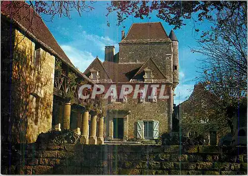 Cartes postales moderne Domme (Dordogne) Vallee de la Dordogne La Halle et la Maison du Gouverneur XVIe Siecle