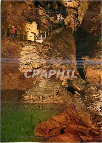 Cartes postales moderne Gouffre de Padirac (Lot) Le Lac Superieur de la Salle du Grand Dome (Vue Partielle)