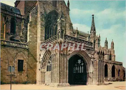 Cartes postales moderne Dol de Bretagne (I et V) la Cathedrale le Porche Principal
