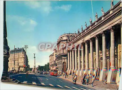 Cartes postales moderne Bordeaux Gironde Place de la comedie le theatre le colonne des Girondins