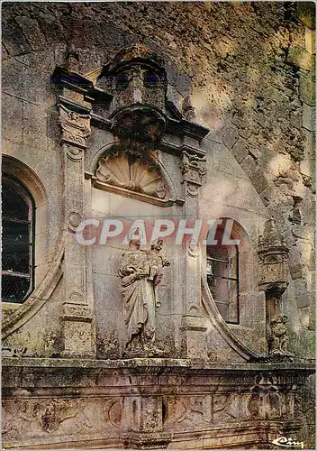 Cartes postales moderne Eglise d'Ainay le Chateau (Allier) Portail Renaissance Partie superieur la Vierge ressemble a un