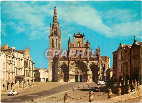 Cartes postales moderne Bazas La facade de la Cathedrale du XIII et XIV siecles le Clocher du XIVe sielce Les