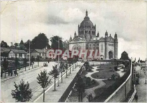 Moderne Karte Lisieux (Calvados) L'Avenue de la Basilique et la Basilique