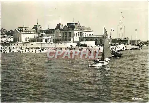 Cartes postales moderne Trouville La reine des plages L'entree des yachts Bateaux