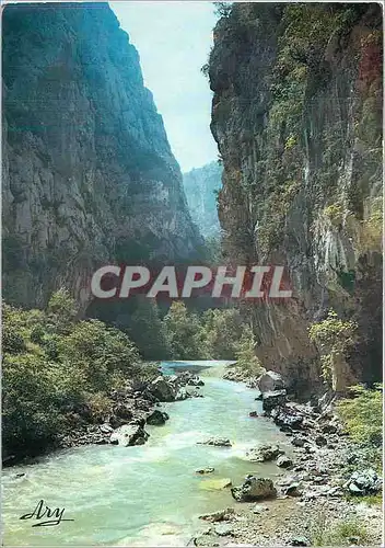 Cartes postales moderne Les Corges Pittoresques du Verdon Effet de lumiere dans le fond des Corges aux Falaires du Bauch