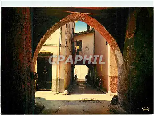 Cartes postales moderne La Cote d'Azur French Riviera Le Vieil Antibes Rue des Arceau (XIVe S)