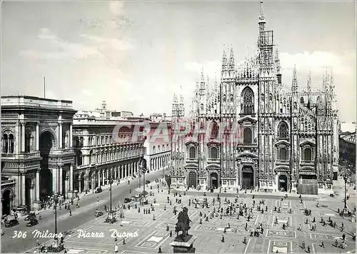 Cartes postales moderne Milano Piarra Duomo