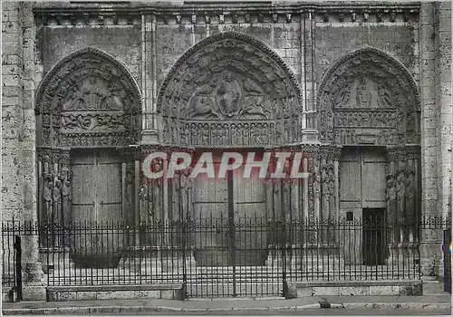 Cartes postales moderne Chartes (E et L)La Cathedrale Le Portail Royal (XIIIe S)