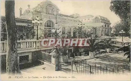 Cartes postales Vichy Le Casino Un Coin de la Terrasse