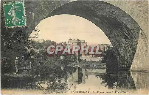 Ansichtskarte AK Parthenay le thouet sous le Pont neuf Pecheur Peche