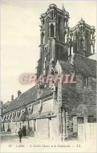 Cartes postales Laon l'aucien cloitre et la cathedrale
