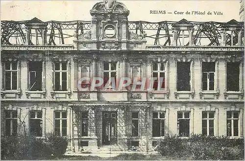 Cartes postales Reims cour de l'Hotel de ville