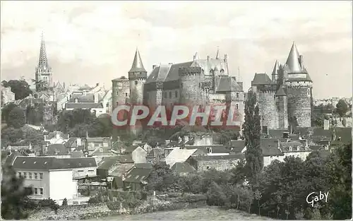 Cartes postales moderne Vitre le Chateau Feodale du XIVe Siecles vu des Tertres Noires