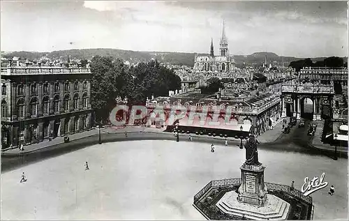 Cartes postales moderne Nancy la Place Stanislas l'Arc de Triomphe et l'Eglise ST Epvre