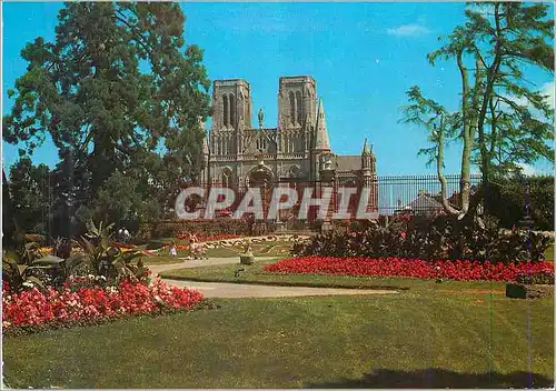 Cartes postales moderne Avranches (Manche 50)L'Eglise et le jardin des plantes