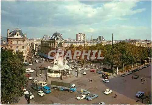 Cartes postales moderne Paris La Place de la Republique et la Rue du Faubourg du Temple