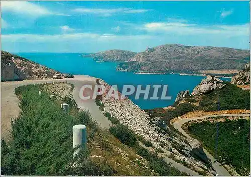 Cartes postales moderne Route de Cretes de Cassis a la Ciotat vue sur les calanques et le massif de Marseille