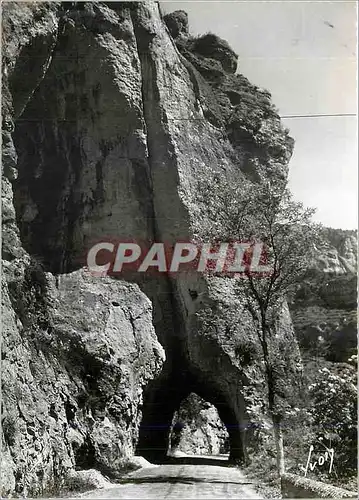 Cartes postales moderne Gorges du Tarn Environs de la malene (Lozere)Cirque des Baumes Falaise haute de 121 �