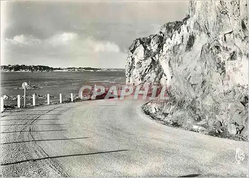 Cartes postales moderne Environs de Paimpol (C du N)La Descente sur l'Arcouest dans le fond l'ile Brehat